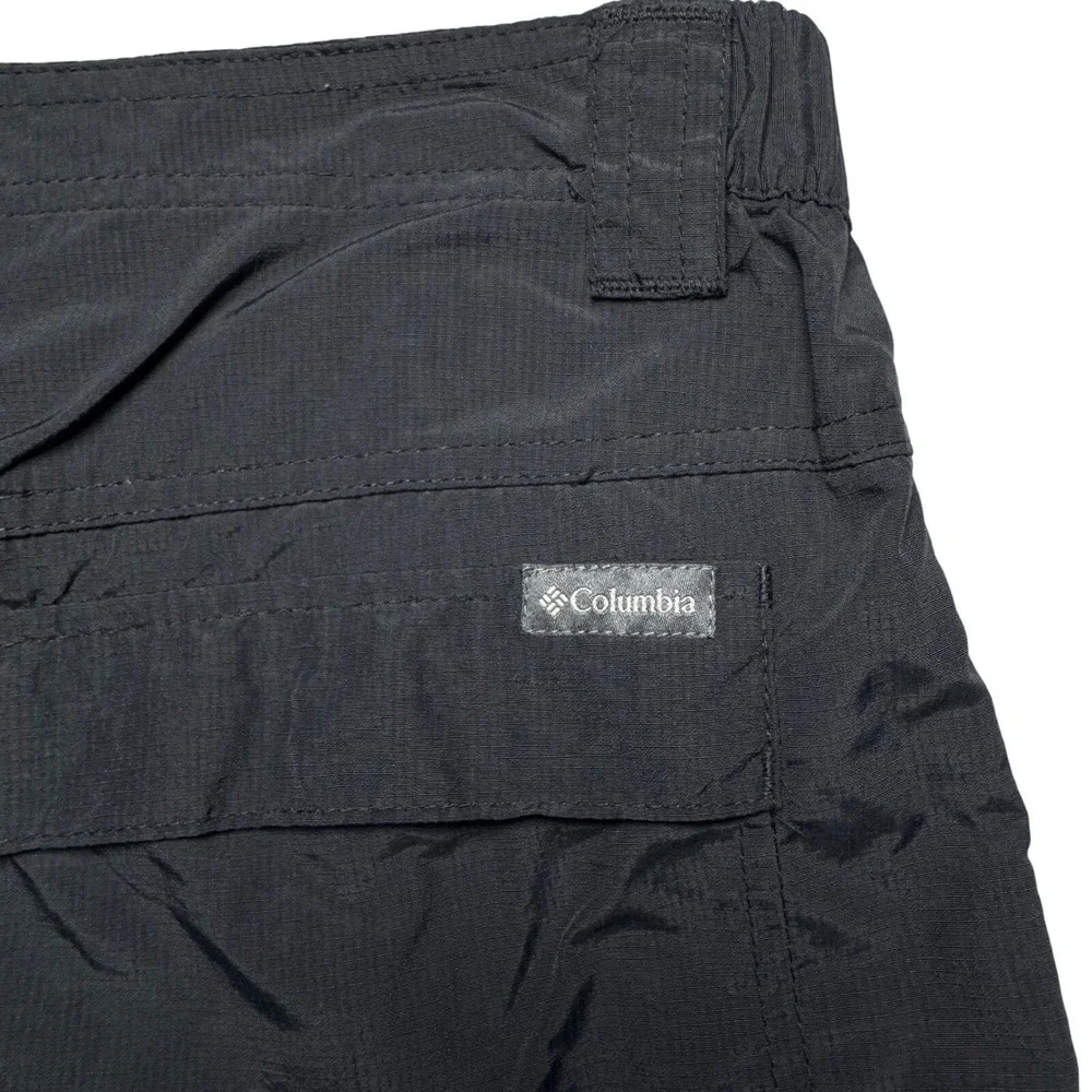 Columbia Kestrel Trail Cargo Shorts Black Mens 38x10 Gorpcore Activewear Dadcore